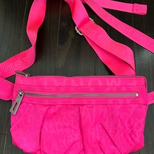 Rare Lululemon Fanny Pack Hot Pink with Manifesto Print Double Compartments